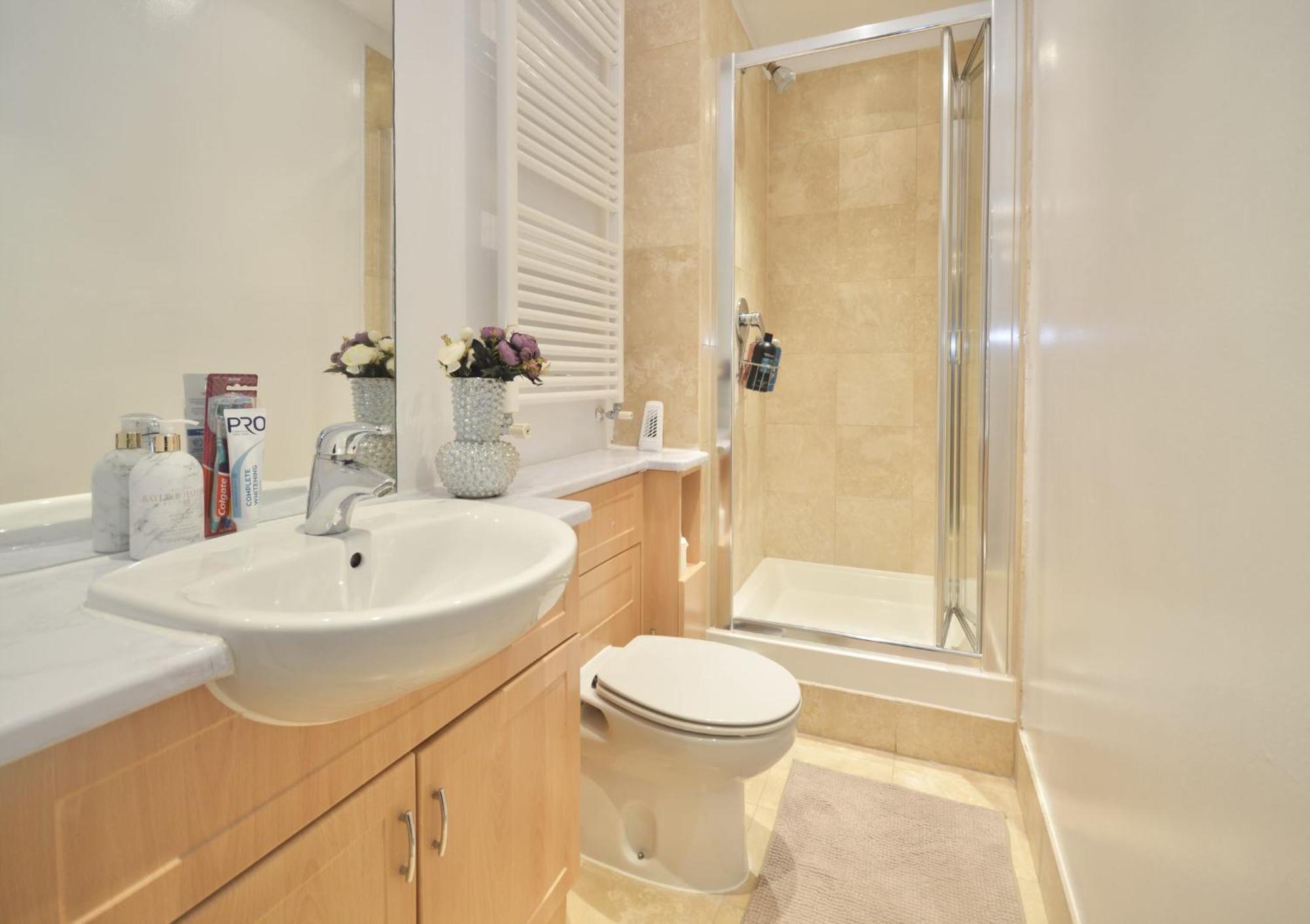 Kensington Apartment, Breakfast, 2 Baths Londra Dış mekan fotoğraf