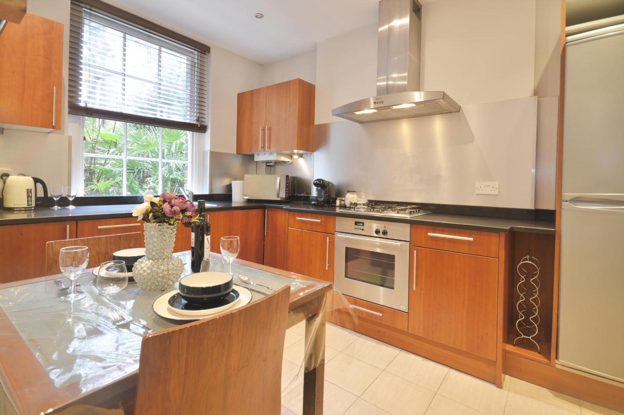 Kensington Apartment, Breakfast, 2 Baths Londra Dış mekan fotoğraf